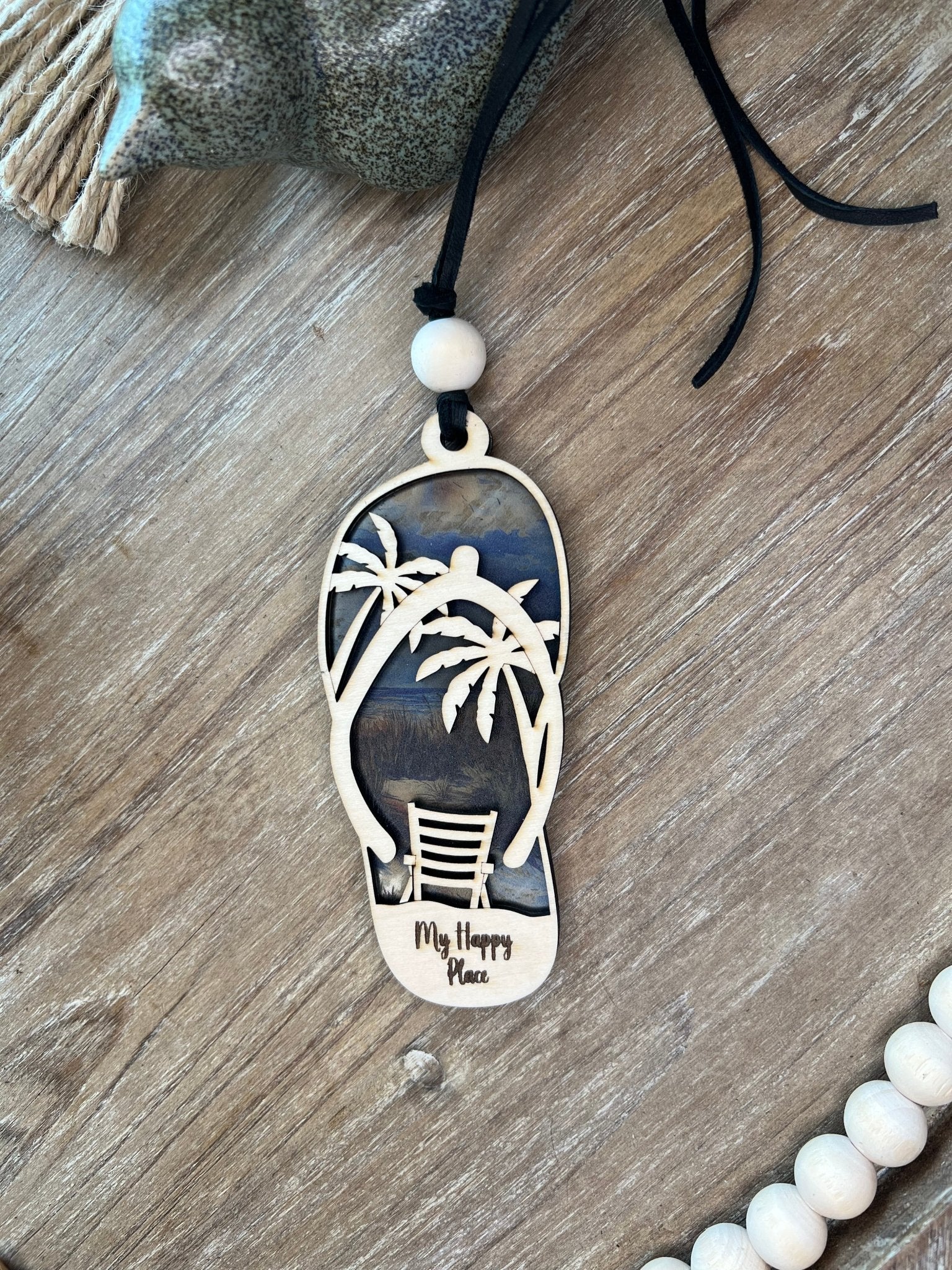 Flip Flop Beach Suncatcher with multicolor stained glass effect on wood and acrylic, ideal for rustic decor.